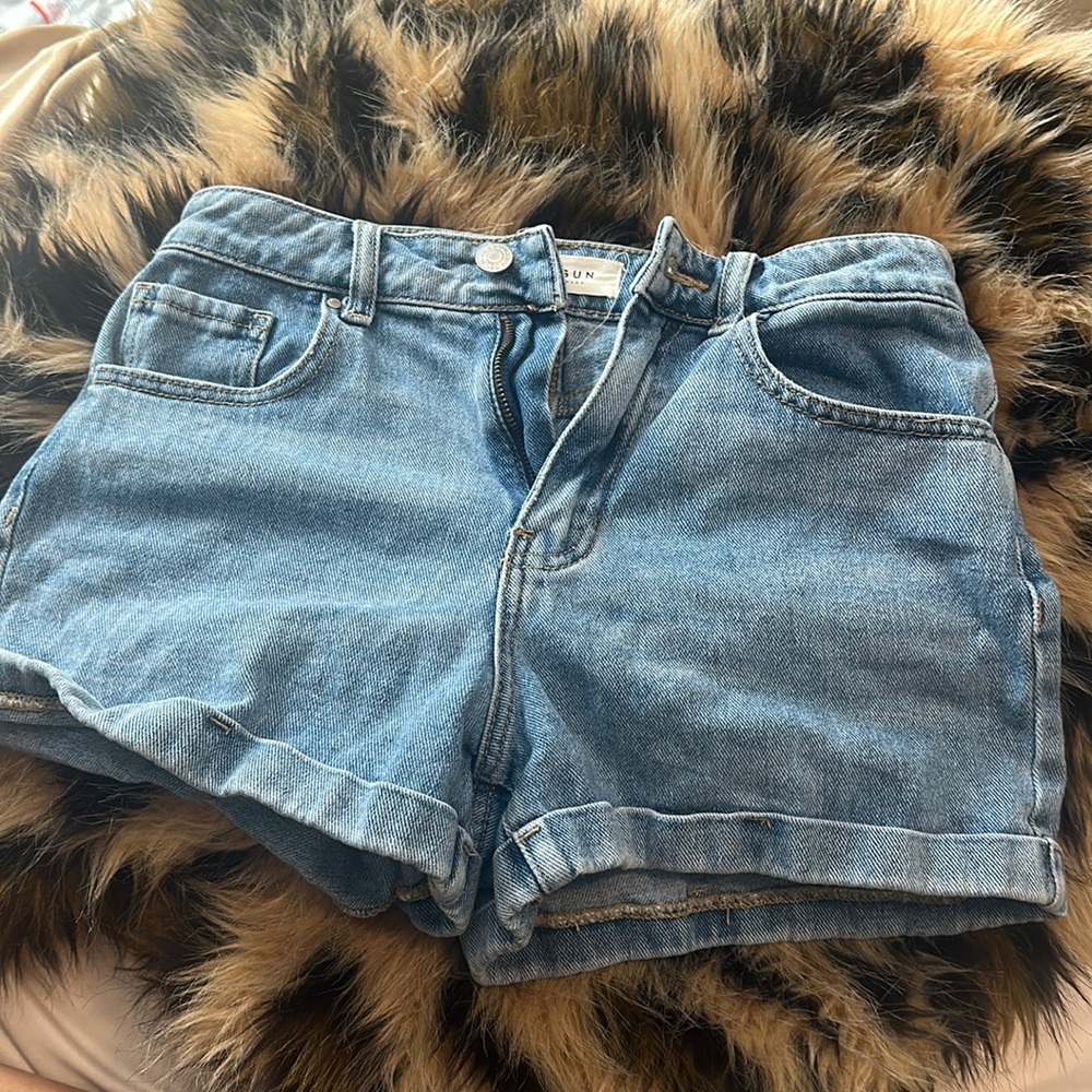 Packing mom short size 26